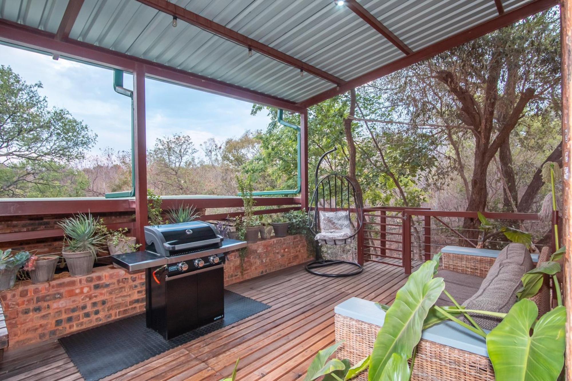 Bushbaby Cottage In Hartbeespoort Pretoria Bagian luar foto