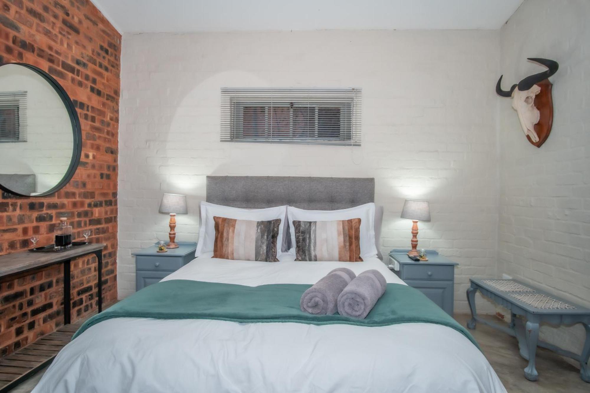 Bushbaby Cottage In Hartbeespoort Pretoria Bagian luar foto
