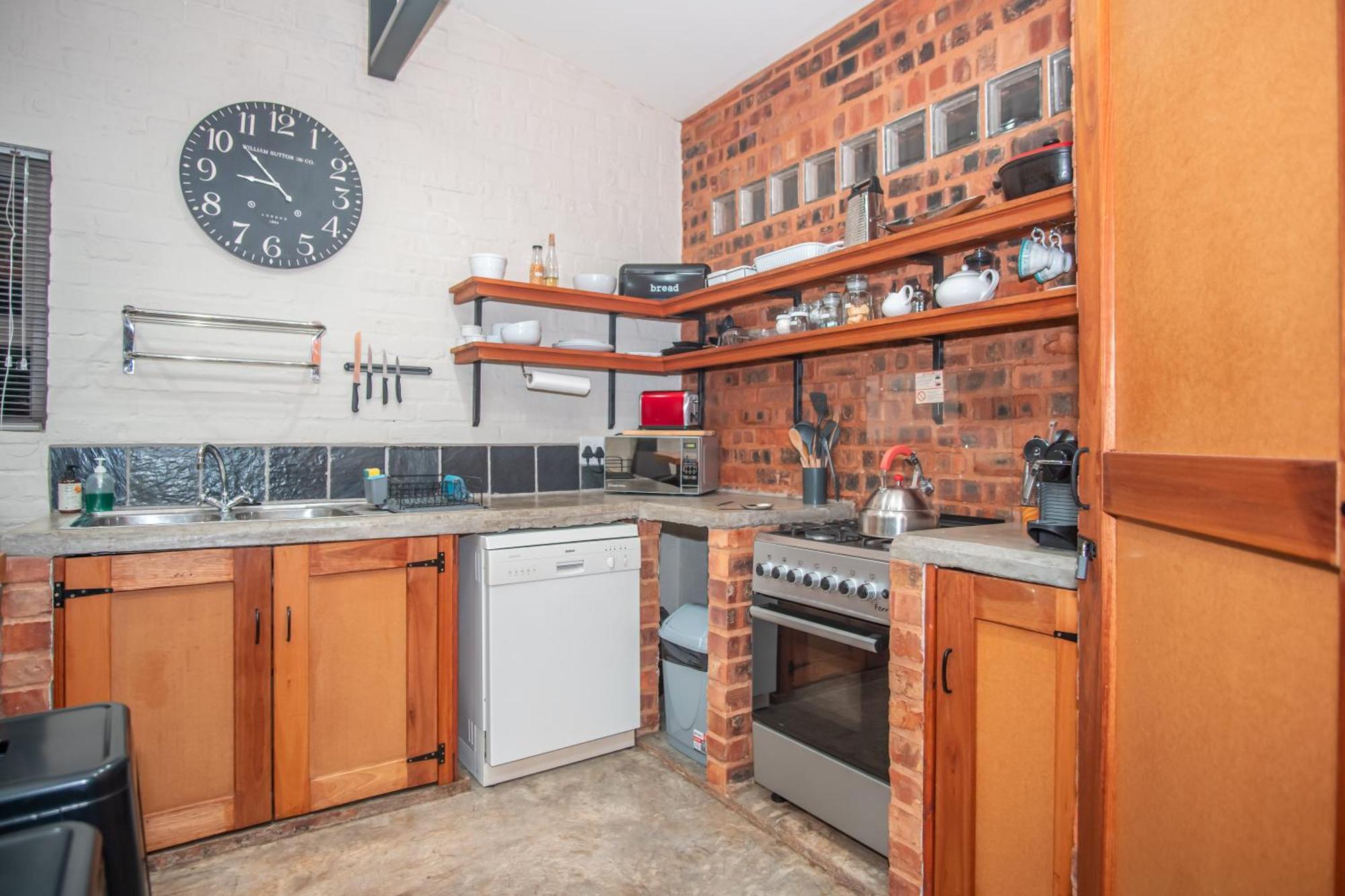 Bushbaby Cottage In Hartbeespoort Pretoria Bagian luar foto