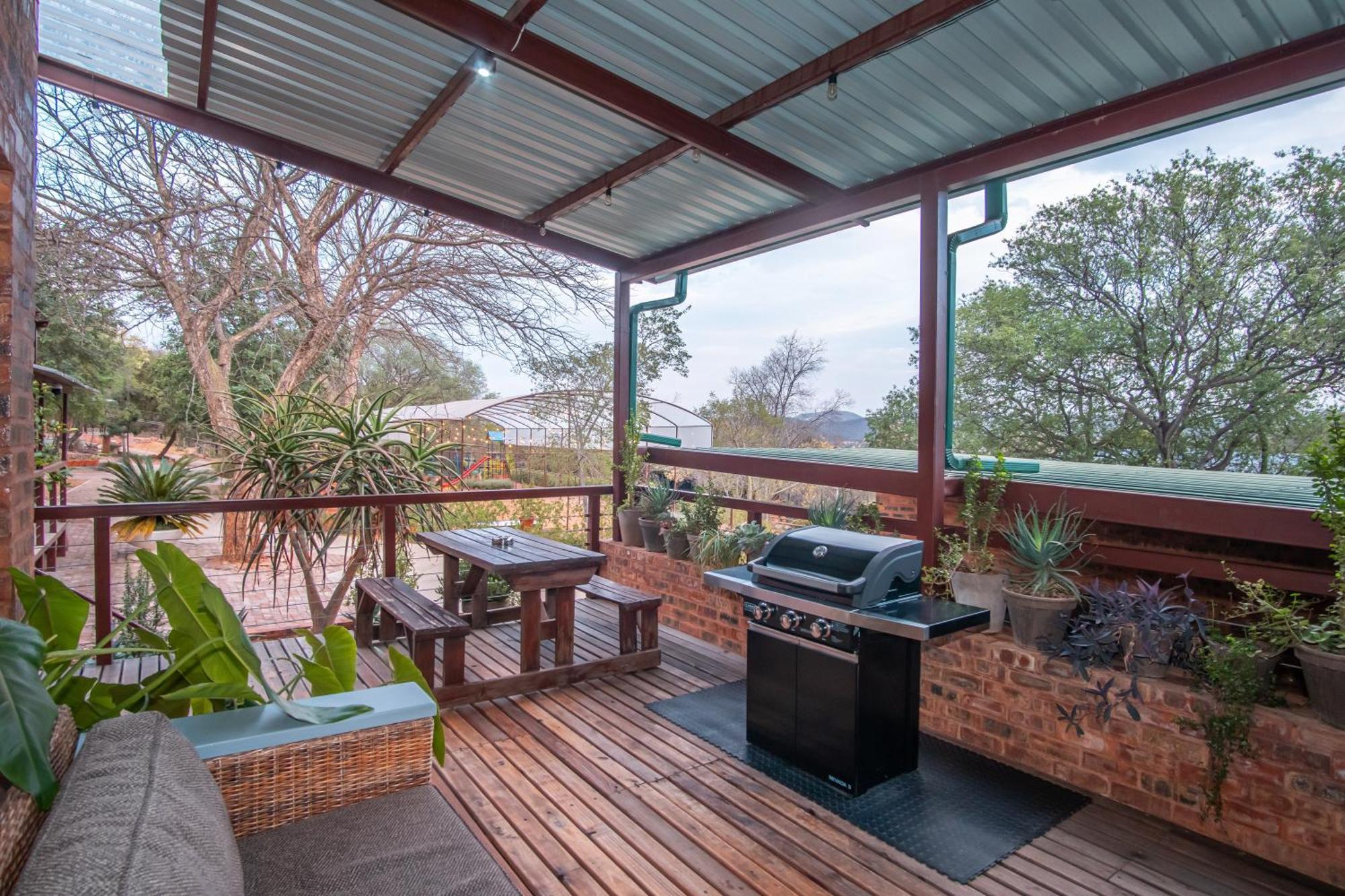Bushbaby Cottage In Hartbeespoort Pretoria Bagian luar foto