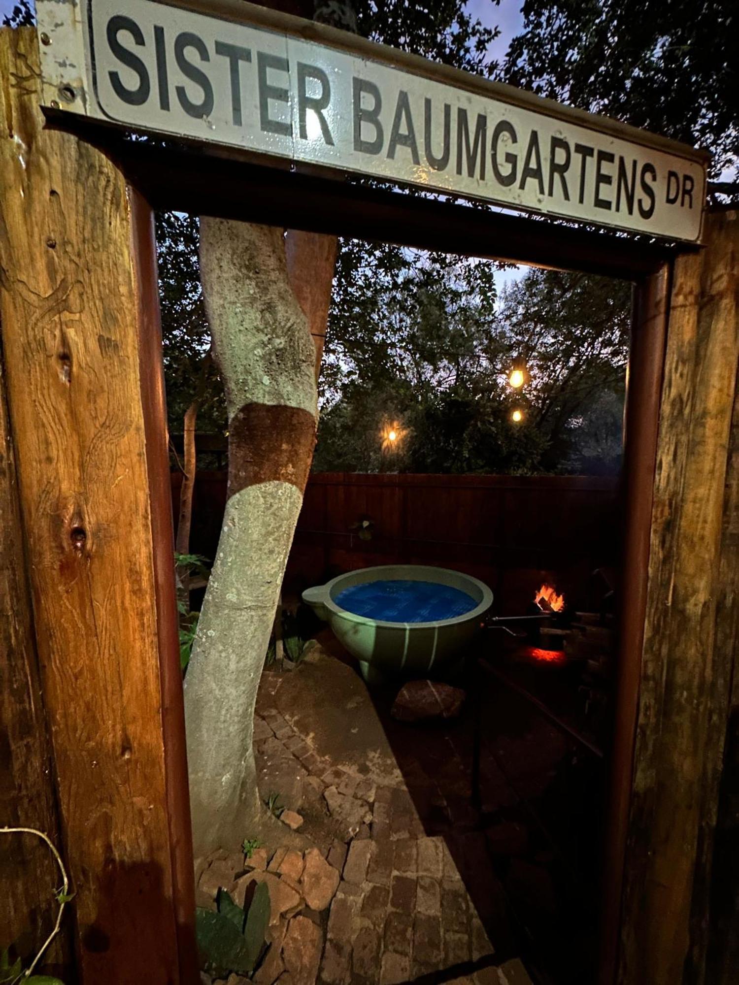 Bushbaby Cottage In Hartbeespoort Pretoria Bagian luar foto